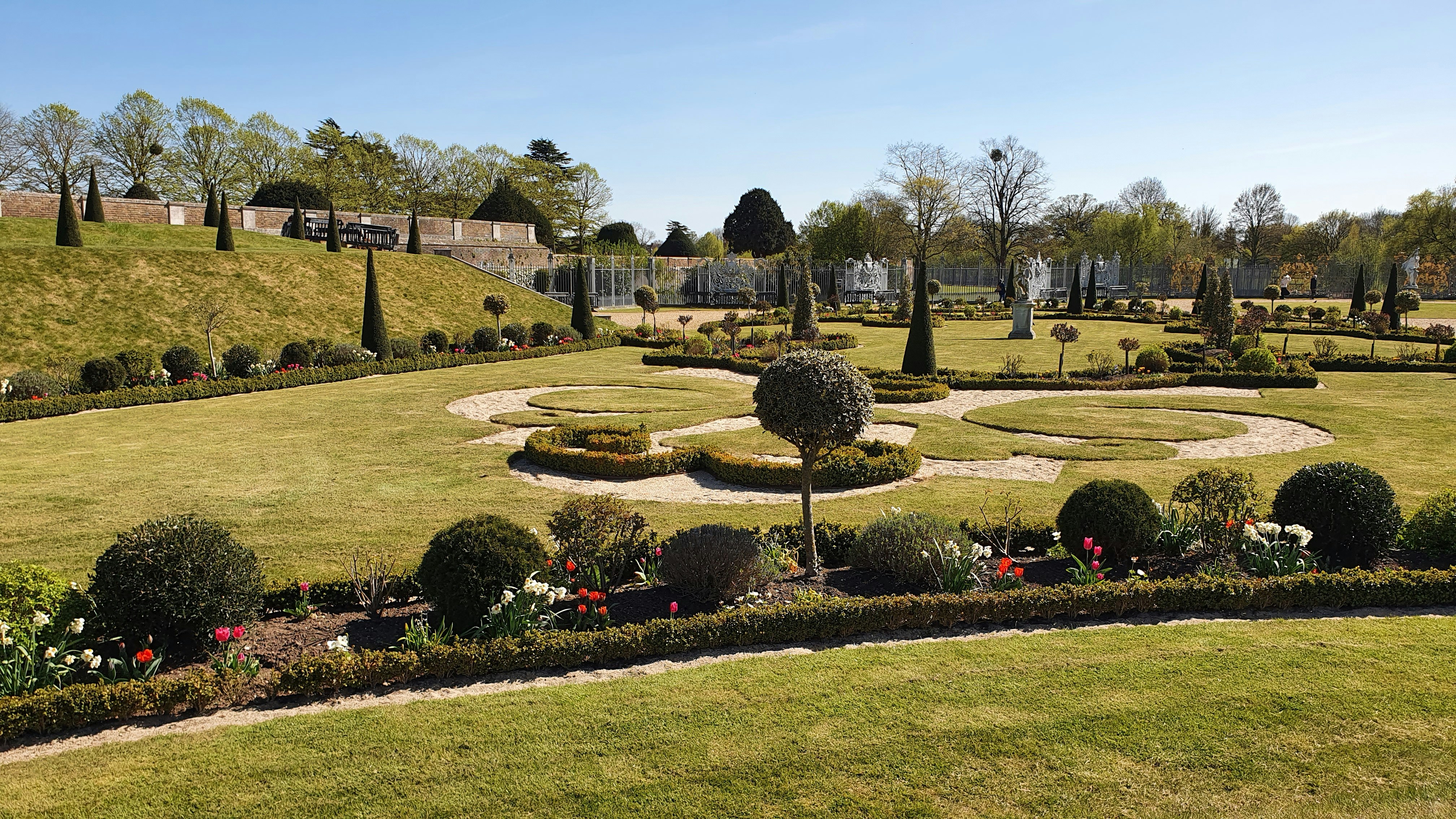 image of a rustic cottage